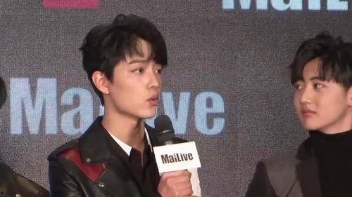 肖战粉丝在线吃瓜视频在线观看,在线观看吃瓜视频，揭秘娱乐圈幕后故事