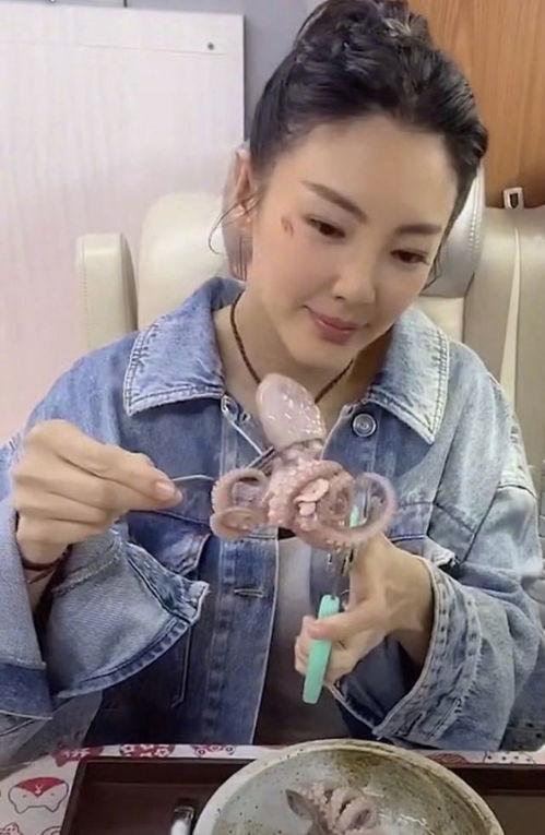 罗志祥吃瓜视频舞蹈,潮流舞步引发全网热议