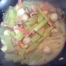 刘大瓜吃猪肚视频播放,视频播放引发网友热议