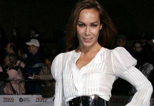 英国名媛吃瓜视频在线观看,揭秘王室生活幕后趣闻