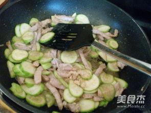 嫩小瓜怎么吃最好吃视频,视频教你如何烹饪最佳口感
