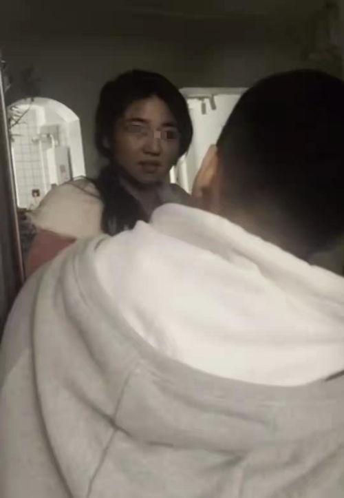 吃瓜博主被抓视频,揭秘网络舆论背后的真相